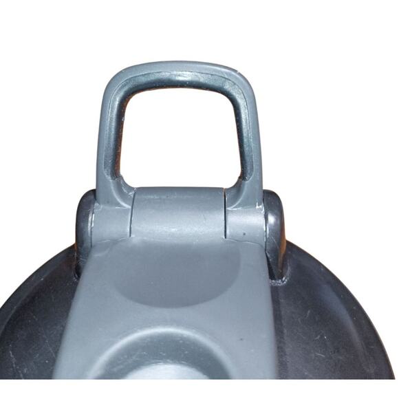 Blender Bottle Classic Plastic Shaker Bottle Tumbler With Loop Top 28oz - Picture 4 of 9